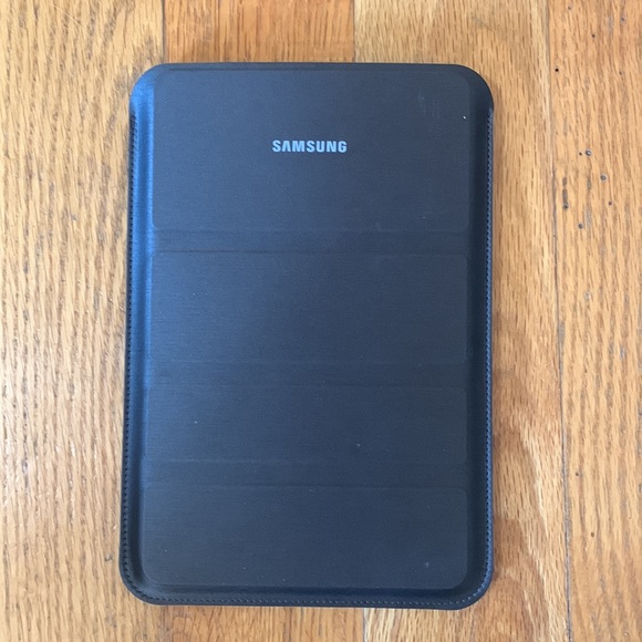 Samsung Galaxy Tab A 8.0” Tablet 16GB - Picture 5 of 6